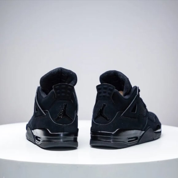 Air Jordan4 Black Cat main image 4